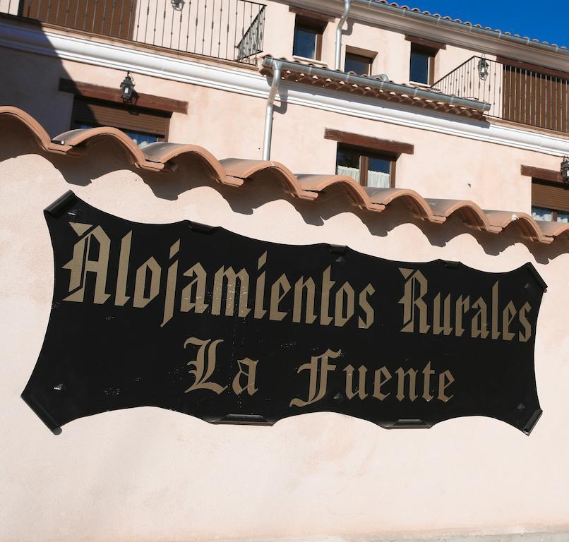 Alojamientos Rurales La Fuente Villalba de la Sierra Exterior photo